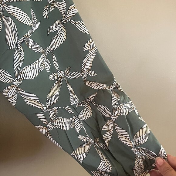 LOFT Green Floral Print Blouse - XXL - New! - Picture 7 of 7